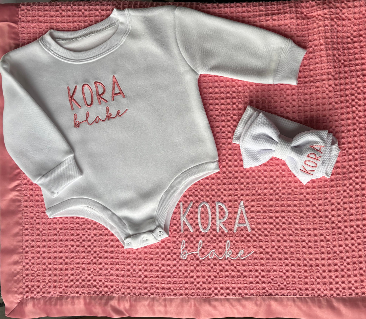 Personalized Blanket, Bow & Bubble Set