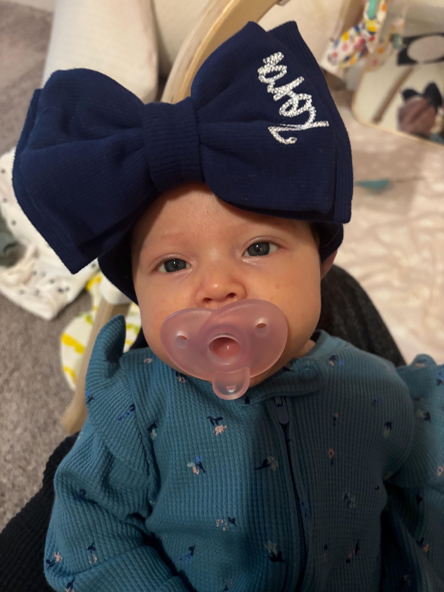 Custom Name Bow Headband, monogrammed bow, blue baby bow, Personalized baby gift, baby girl gift, newborn baby gift, Name announcement