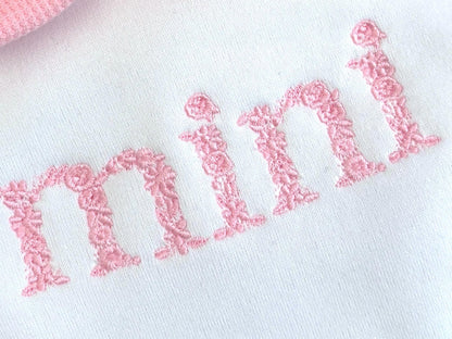 mama mini matching sweatshirt set, mama sweatshirt, floral mama sweatshirt , spring mom, Mother’s Day gift, gift for mom, girl mom, mommy and me outfit, baby girl gift, girl baby shower gift, baby girl bow, floral embroidery, spring mom, mini shirt