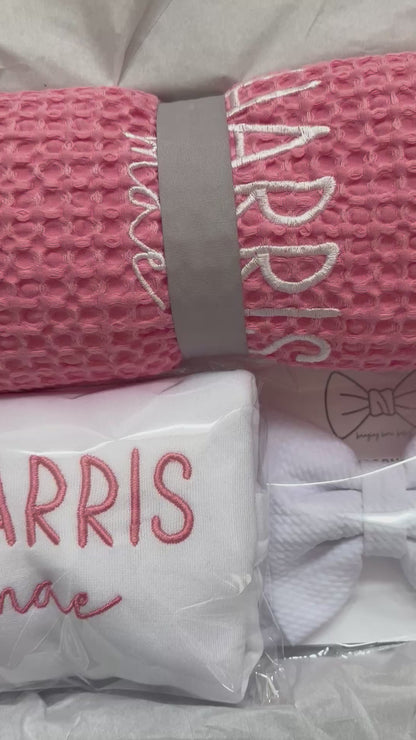 Personalized Blanket, Bow & Bubble Set